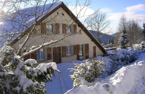 Le Grand Valtin Apartment | Gîte near hiking trails, sleeps 12, authenticity, calm, fresh air