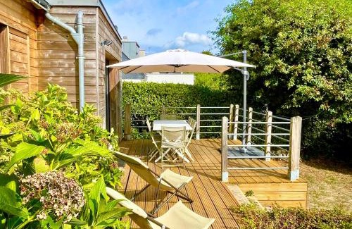 Arradon House | GITE ROSCLEDAN contemporain, 3 chambres idéalement situé