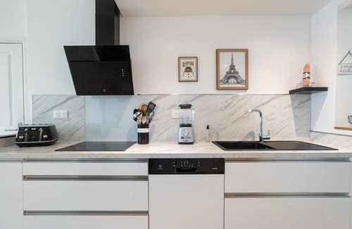 Senlis Cottage | Gite Senlis (Oise), 3 bedrooms, 6 persons