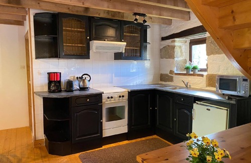 Plounerin House | Gite - typical Breton farmhouse with swimming pool