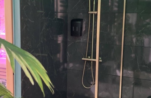 Landrethun-le-Nord House | Gite with SPA & Private SAUNA "Murano Gold