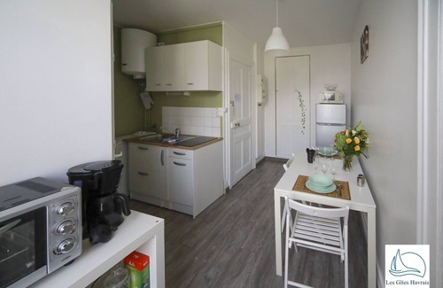 Anatole France Danton Apartment | Gites Havrais - Sainte Anne - Old Center - Apartment with garden