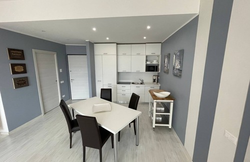 Stresa Apartment | Giulia apt in Stresa, superb view of Lake Maggiore, balcony, A/C, garage, garden