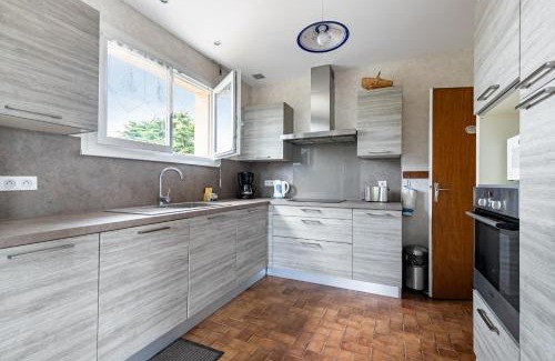 Givrand House | Givrand - maison vendéenne avec jardin pour 6