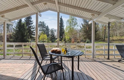 Ronne House | "Gjertrud" - 1km from the sea by Interhome