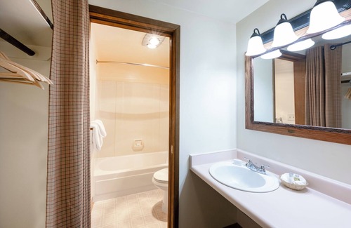 Gustavus Cabin | Glacier Bay Lodge