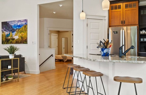 Columbia Falls House | Glacier Escape - Panoramic Mountain & River Views!