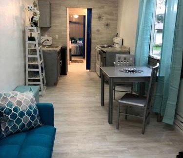 Palisades House | Glacier Tiny House in Irwin, ID