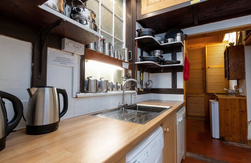 Llandudno Cottage | Glain Orme - Four Bedroom Cottage, Sleeps 10