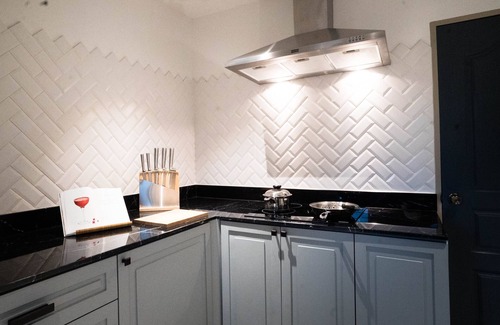 Ekkamai Apartment | Glamorous Peaceful Apt 2br 2ba Centre Wparkin 7 Mins to Bts Free Wifi