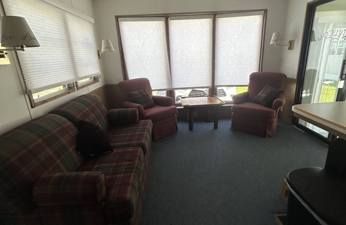 Alburg RV Rental | Glamp with us.Beautiful camp with sandy beaches and a pool in a quiet campground