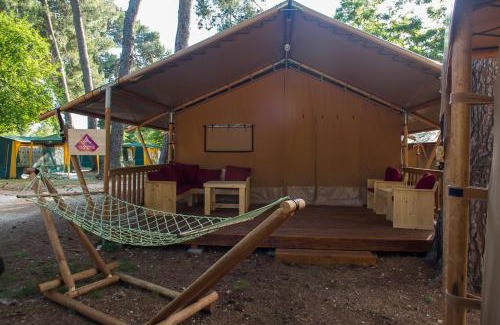 Valbandon Resort | Glamping and Mobile Homes Lavanda - Holiday Centre Bi VIllage