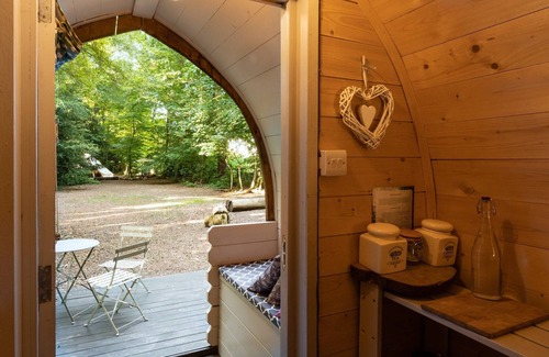 Penwood Ski Chalet | Glamping Pod in Newbury near Highclere Castle