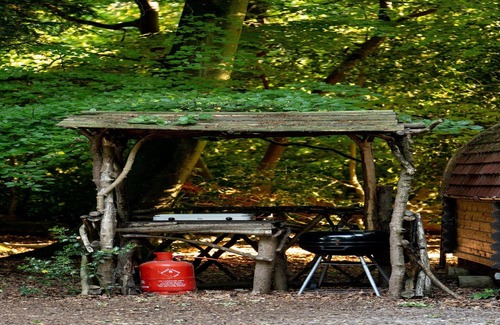 Penwood Ski Chalet | Glamping Pod in Newbury near Highclere Castle
