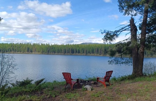 Olney RV Rental | Glamping Wall Tent 6 / 3 Bunkbeds