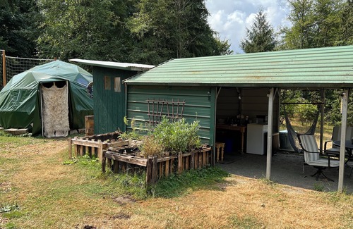 Duvall House | Glamping With Alpacas in an Eco-Friendly Dome Outside of Seattle