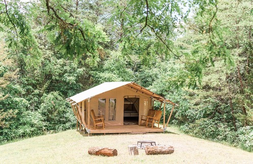 Knoxville House | GlampKnox Canvas Retreat - Grande
