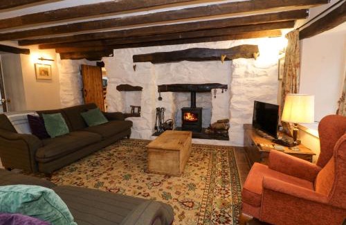 Llanbedr House | Glandwr Cottage