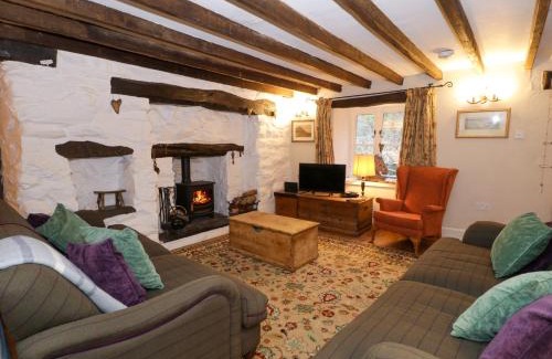 Llanbedr House | Glandwr Cottage