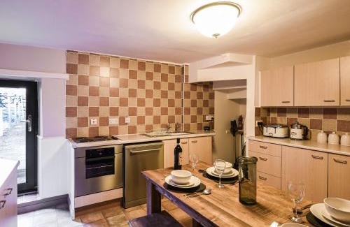 Llwyngwril House | Glasfor