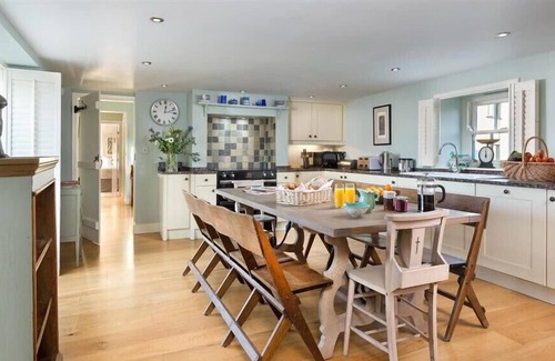 Brampton Cottage | GLEN BANK, pet friendly, with open fire in Appleby-In-Westmorland