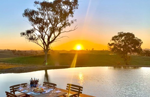 Windeyer Apartment | Glenayr Farm - Studio Villa - Merlot