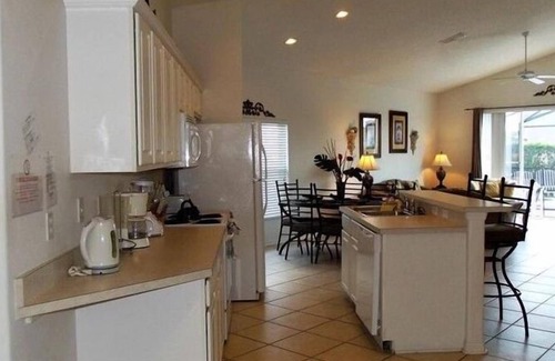 Four Corners Villa | Glenbrook Lovely 4 Bed Pool/Spa Home!