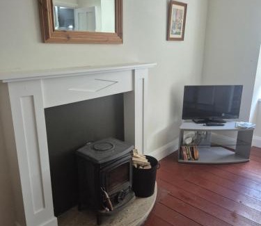Glengarriff Apartment | Glengarriff Village Center Apartment 2 Main Street