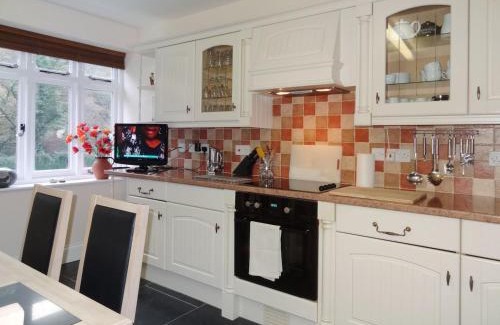 Barbrook House | Glenview