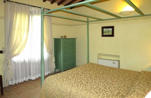 Pomarance House | Glicine by Interhome