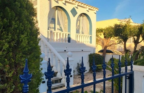 Mazarron Villa | Glorious 2 bed/private pool on Camposol, immaculately clean!