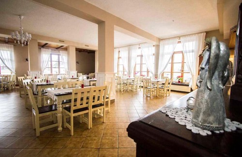 Osieczna Hotel | Gościniec U Kowolki