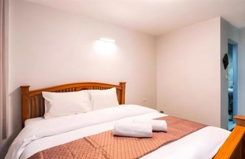 Chana Songkhram Apartment | GO INN Khaosan The Grand Palace Bangkok