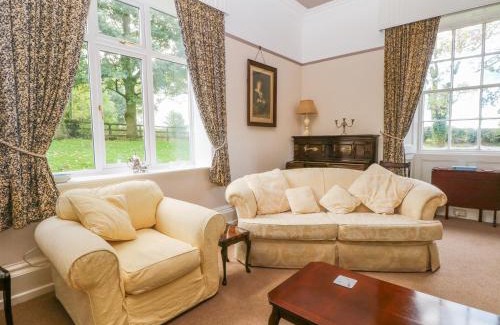 Frodsham House | Godscroft Hall