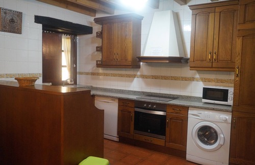 Zeanuri Cottage | Goikoetxe Baserria in Zeanuri
