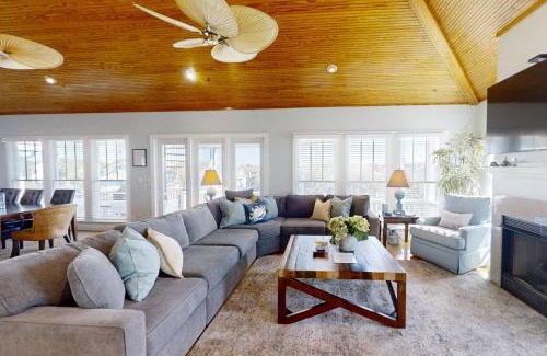 Pelican Bay House | Going Coastal