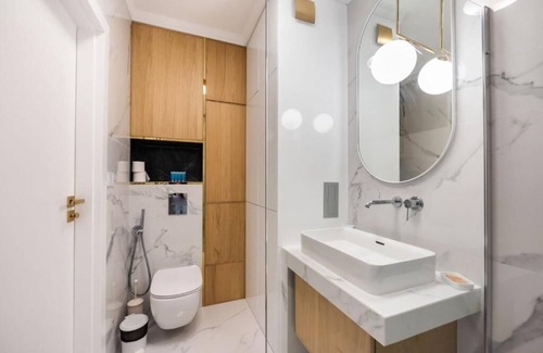 Warsaw Apartment | Golden Apartment Prestige with Parking in Warsaw Bemowo