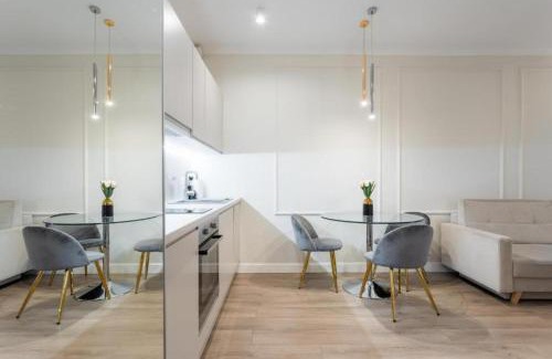 Mirow Apartment | Golden Apartments Waw - Walicow 3 apartamenty