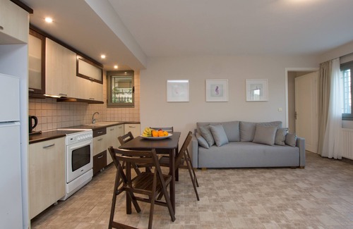 Drosia Hotel | Golden Coast Boutique - Luxury Living