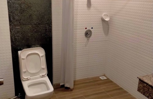 Sing Buri Hotel | Golden Dragon Resort