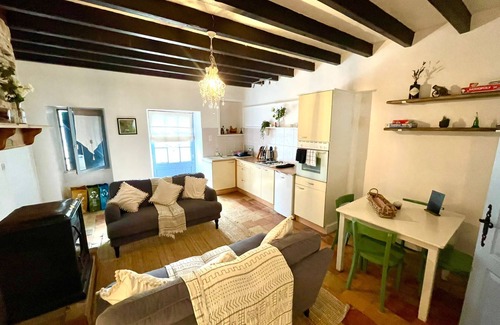 Eymet House | Golden Fig Sleeps 6 with Pool