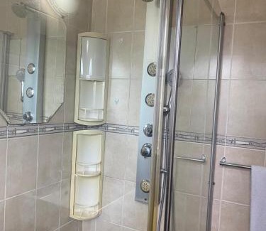 Greater Johannesburg Metropolitan Area House | Golden Glory Manor