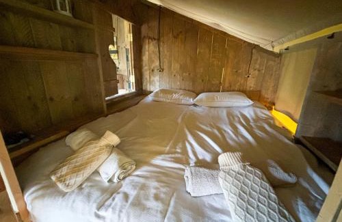 Golden Grove House | Golden Grove Retreat Lodge Luna
