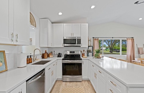 Palm Beach Country Estates House | Golden Hour, Heated Pool, Thanksgiving, Pickleball