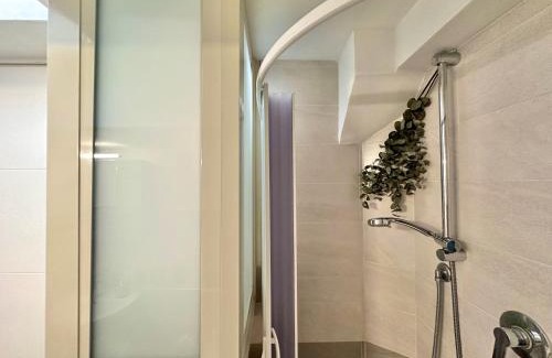 Lido di Camaiore Apartment | Golden Luxe - Beach House Gelsomino