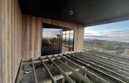 Otorohanga Villa | Golden Ridge Retreat