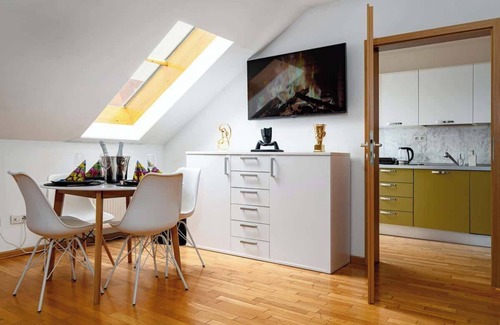 Smichov Apartment | Golden River Apartment