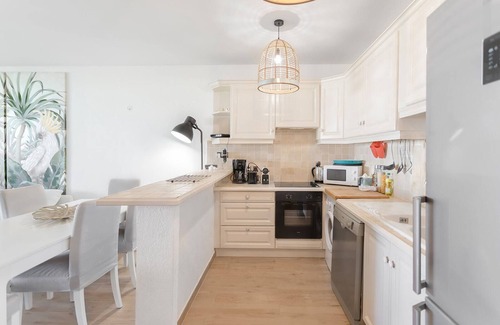 Maho Apartment | Golden Sun, beautiful 2 bedroom with sea view!