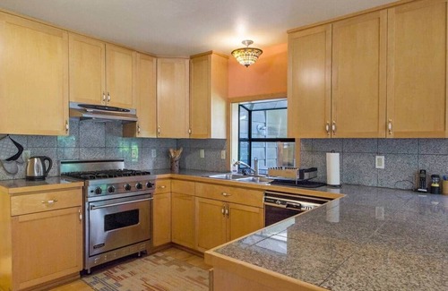 Olga House | Goldeneye Farm - Orchard & Ponds