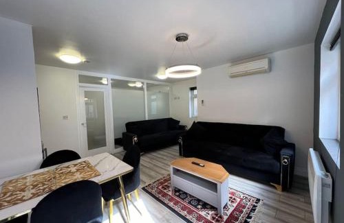 Golders Green House | Golders Green - Modern One Bed Property